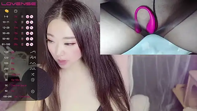 Snapshot of jessie116 chatting on December 2024 04:49:02 PM jessie116 online show from December 2024 04:49:02 PM