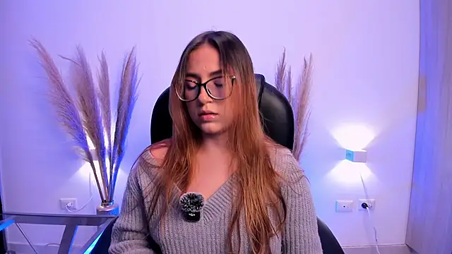 RyliieHunter online show from January 2025 02:18:01 AM