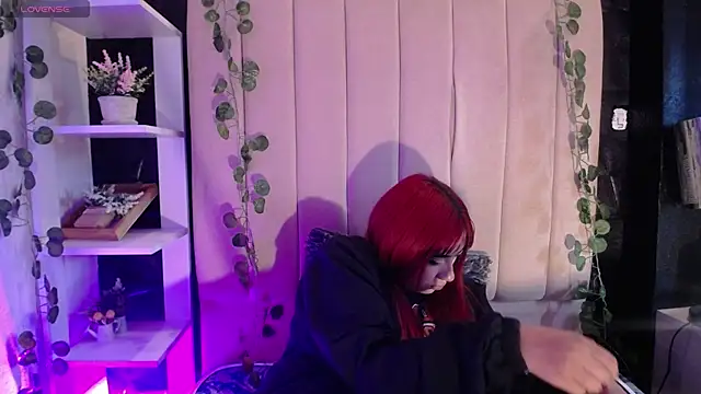 Mia Rinn online show from January 2025 04:30:01 PM