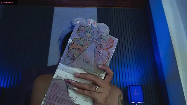 Mia Rinn online show from October 2025 03:57:02 PM