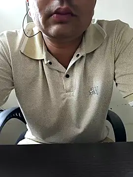 akkyplayboy08 online show from October 2025 06:39:02 AM