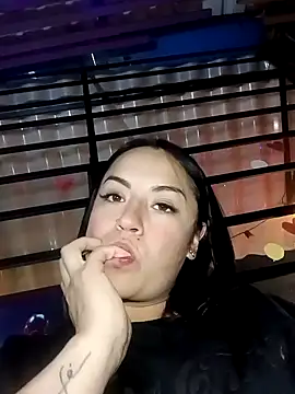 Lesly 10- online show from January 2025 11:34:02 PM