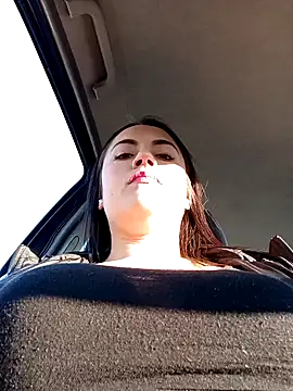 Lesly 10- online show from January 2025 10:15:02 PM