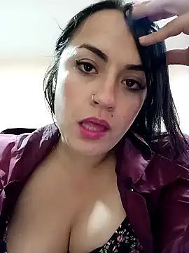 Lesly 10- online show from January 2025 10:30:02 PM