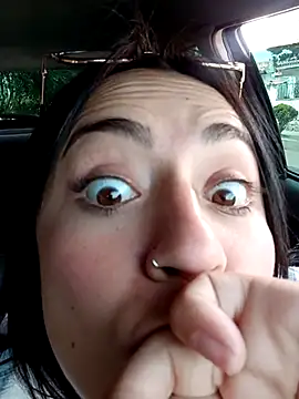 Lesly 10- online show from February 2025 06:53:01 PM