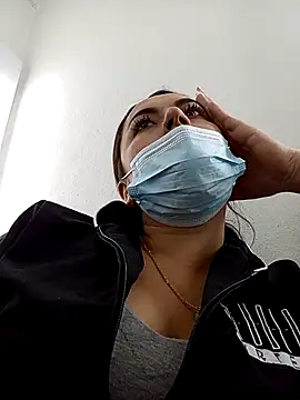 Lesly 10- online show from September 2025 04:30:02 PM