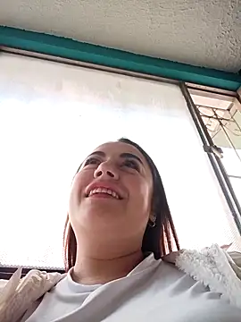 Lesly 10- online show from November 2025 09:20:02 PM