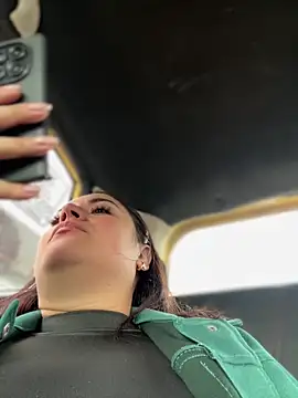 Snapshot of Lesly_10- chatting on February 2026 09:24:01 PM Lesly 10- online show from February 2026 09:24:01 PM