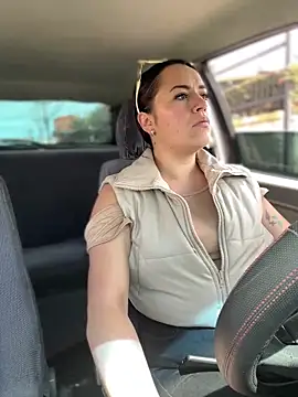 Snapshot of Lesly_10- chatting on February 2026 03:51:01 PM Lesly 10- online show from February 2026 03:51:01 PM