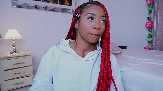 Snapshot of Alondrasparrow2 chatting on February 2025 10:44:02 PM Alondrasparrow2 online show from February 2025 10:44:02 PM