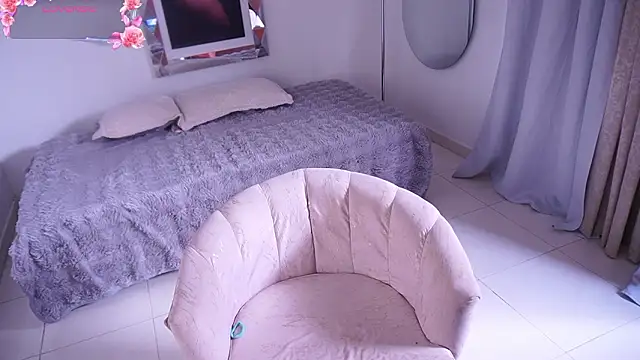 Snapshot of Alondrasparrow2 chatting on February 2026 07:51:02 PM Alondrasparrow2 online show from February 2026 07:51:02 PM