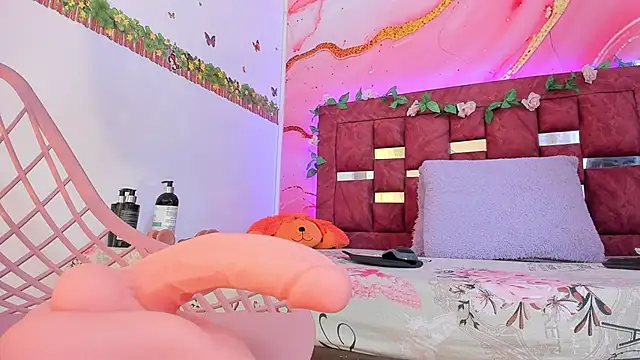 melody paris online show from February 2025 10:50:02 AM