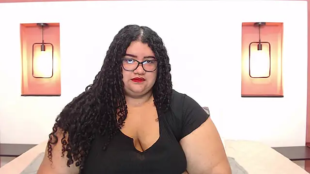 Miley Collins online show from December 2024 06:35:01 PM