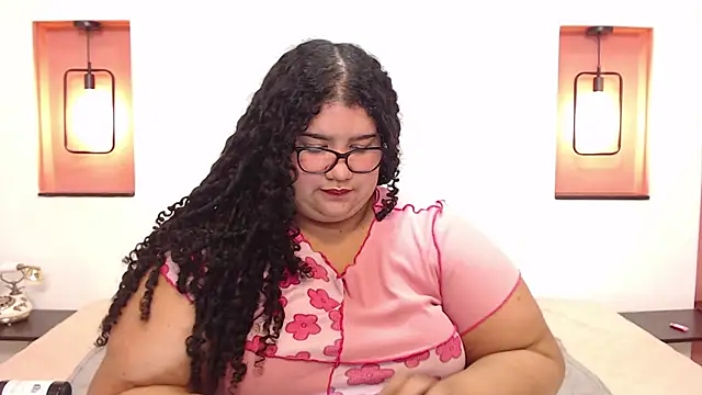 Miley Collins online show from December 2024 11:26:02 PM