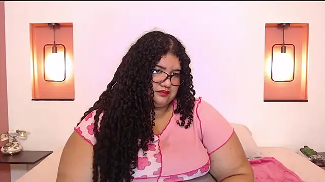 Miley Collins online show from March 2025 06:01:02 PM