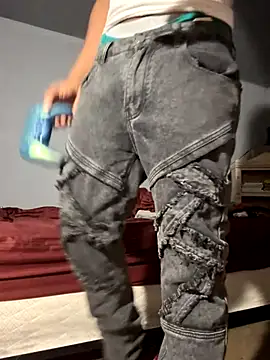 SluttyLyfe4L online show from November 2025 12:09:01 AM