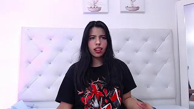 Snapshot of abelladanger_92 chatting on December 2024 08:58:01 PM abelladanger 92 online show from December 2024 08:58:01 PM