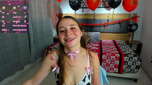 martina lujann online show from October 2025 12:58:01 PM