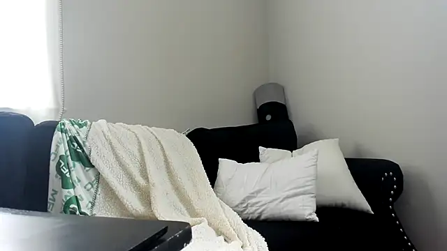 MistressKatie13xxx online show from December 2024 04:37:01 PM