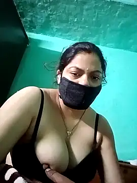 Lustyful Couple online show from December 2024 10:32:02 PM