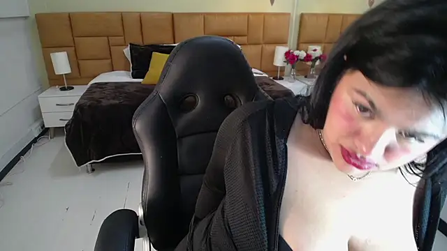  Dulcinea 1 online show from March 2025 05:18:01 PM