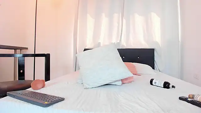 DailaSmith online show from January 2025 07:32:01 PM