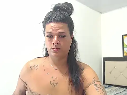 Snapshot of eloisaath chatting on February 2026 02:34:01 PM eloisaath online show from February 2026 02:34:01 PM