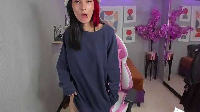 Dafne huges online show from January 2025 10:34:01 PM