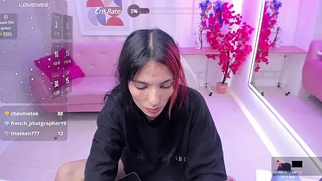 Dafne huges online show from March 2025 11:06:01 PM