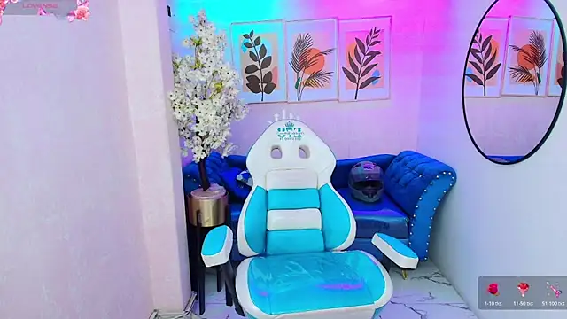 Dafne huges online show from November 2025 07:36:02 PM