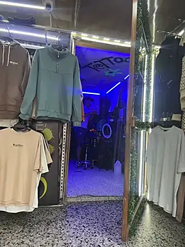 Katti Barrera online show from July 2026 08:35:01 PM