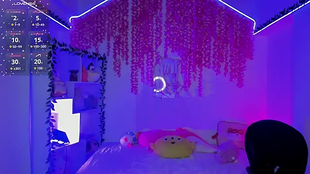 cat kitty18  online show from July 2026 06:17:01 PM
