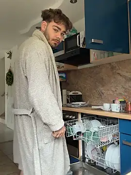 JuNIs  online show from October 2025 09:54:01 AM