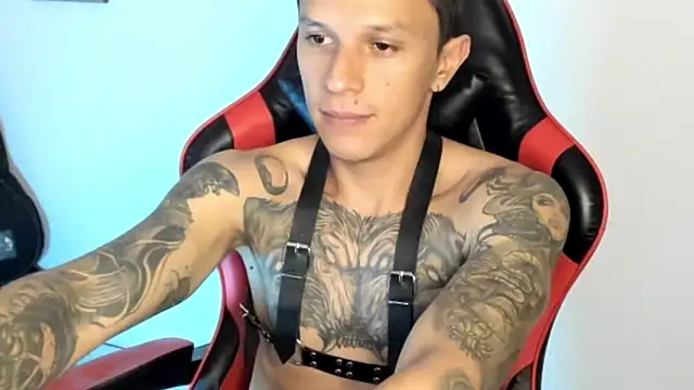 Snapshot of goodboy69l chatting on February 2026 03:43:01 AM goodboy69l online show from February 2026 03:43:01 AM