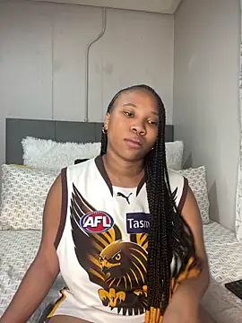 DrippinCaramelCutie online show from April 2026 11:06:01 PM