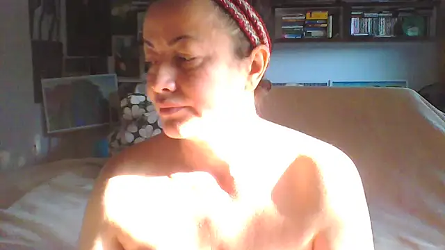 MariaAnaSunshine online show from September 2025 06:46:01 AM