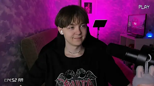 charonbaby1 online show from October 2025 10:15:01 PM