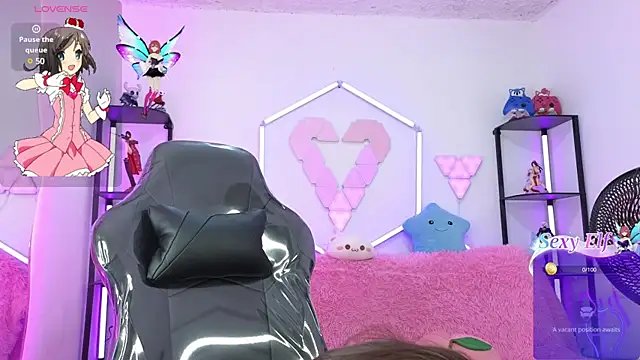 Snapshot of littlevixen18 chatting on March 2025 02:21:02 PM littlevixen18 online show from March 2025 02:21:02 PM