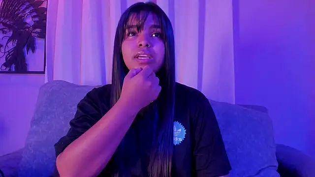 zoe roux21 online show from November 2025 02:56:02 AM