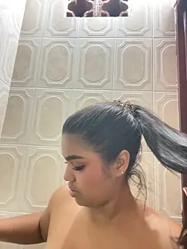 Snapshot of zoe_roux21 chatting on February 2026 02:59:01 PM zoe roux21 online show from February 2026 02:59:01 PM