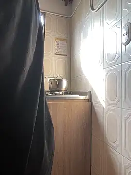 Snapshot of zoe_roux21 chatting on March 2026 08:48:01 PM zoe roux21 online show from March 2026 08:48:01 PM