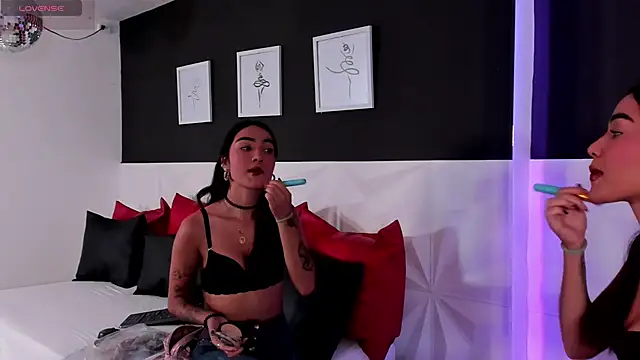 scarlet castro online show from December 2024 12:06:01 PM