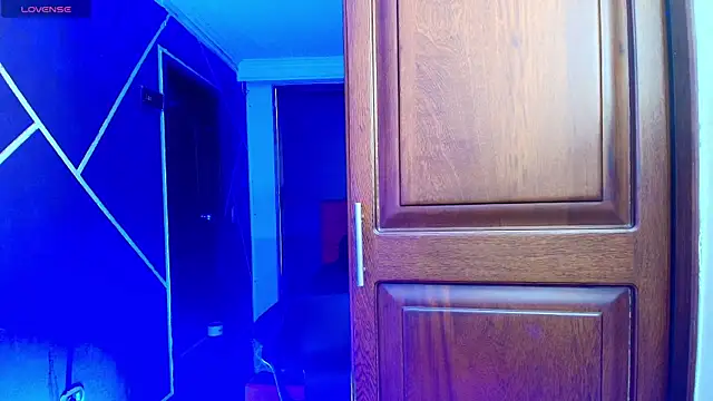 Snapshot of SexyNaf chatting on January 2025 07:10:02 PM SexyNaf online show from January 2025 07:10:02 PM