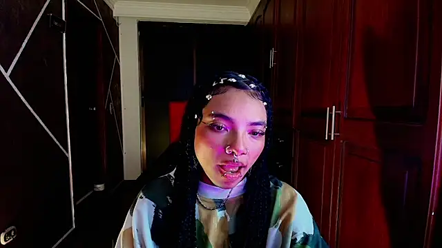 Snapshot of SexyNaf chatting on March 2025 01:20:02 AM SexyNaf online show from March 2025 01:20:02 AM