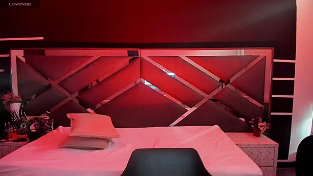 Snapshot of SexyNaf chatting on September 2025 07:58:02 PM SexyNaf online show from September 2025 07:58:02 PM