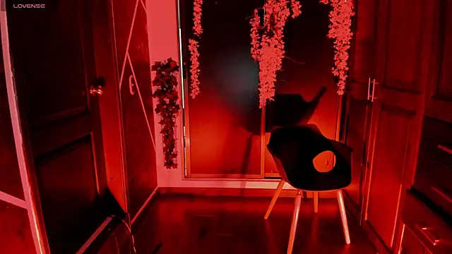 Snapshot of SexyNaf chatting on November 2025 07:14:02 PM SexyNaf online show from November 2025 07:14:02 PM