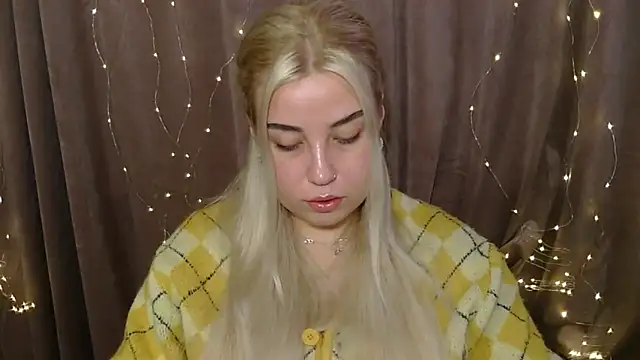 KristyHoney online show from December 2024 07:01:01 AM