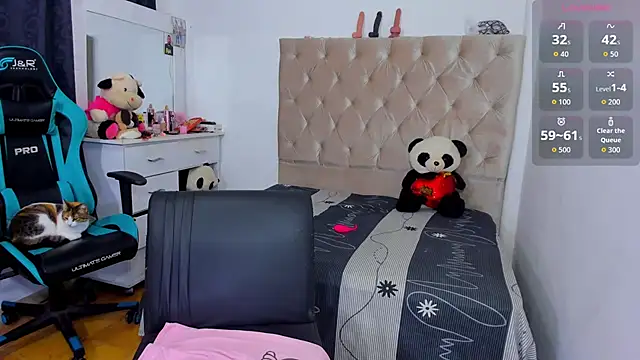 lulu ferrer online show from December 2025 02:33:02 PM