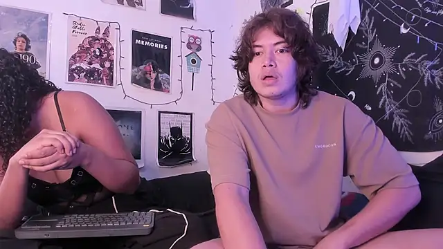 hothoneychile online show from September 2025 02:19:01 PM