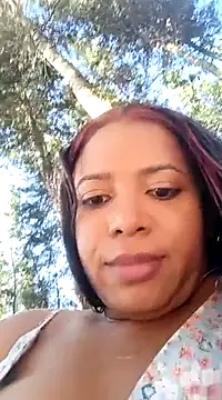 Snapshot of cindy_damm chatting on January 2025 09:32:02 PM cindy damm online show from January 2025 09:32:02 PM